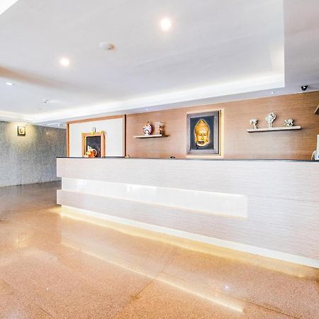 Vaccinated Staff- Capital O 22439 Ratna Forever Hotel Karkal Exterior foto
